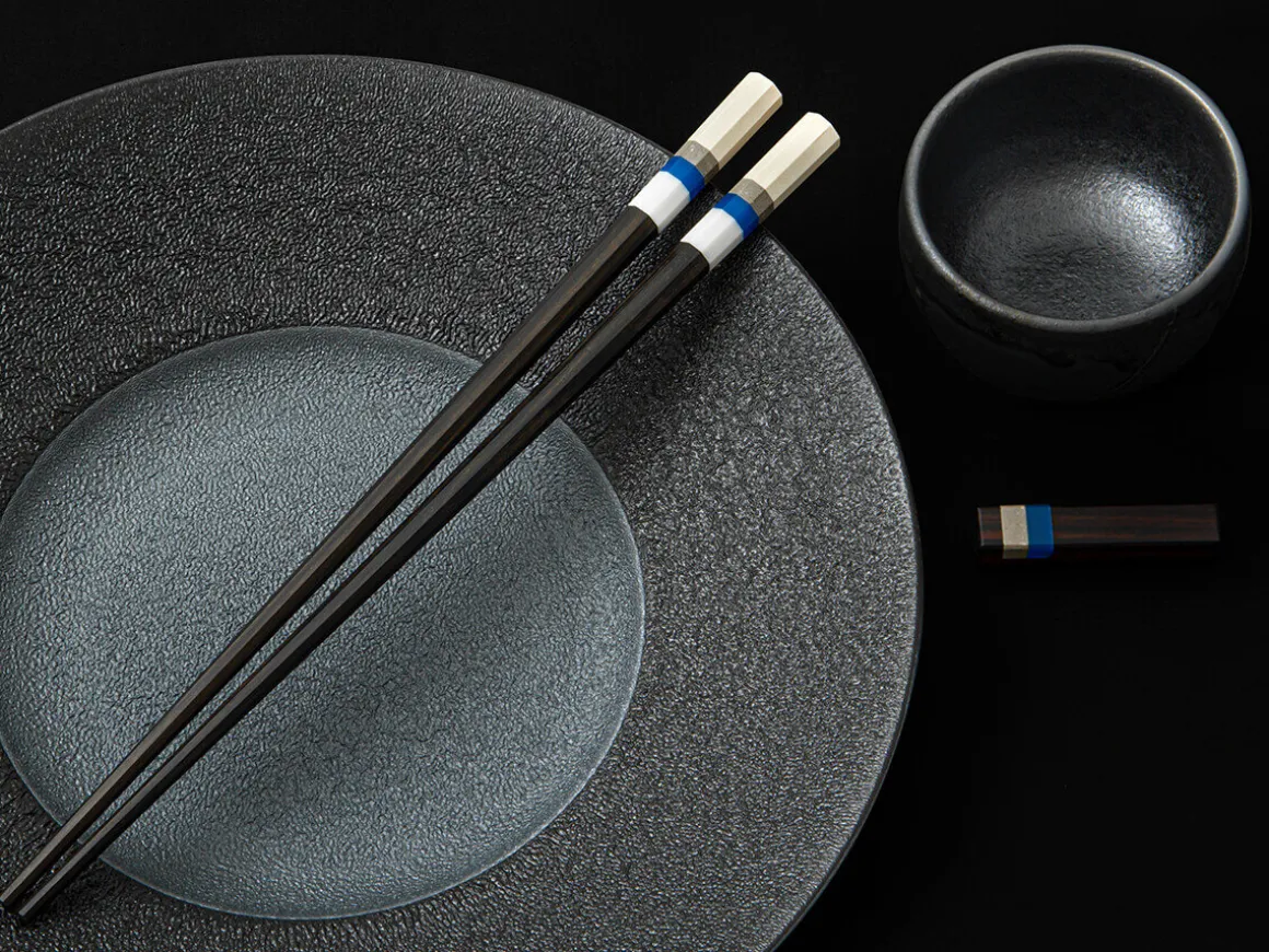 ORYOKI Essstäbchen*Japanische Essstäbchen Aoyama Blue, Ebenholz, mit Ablage