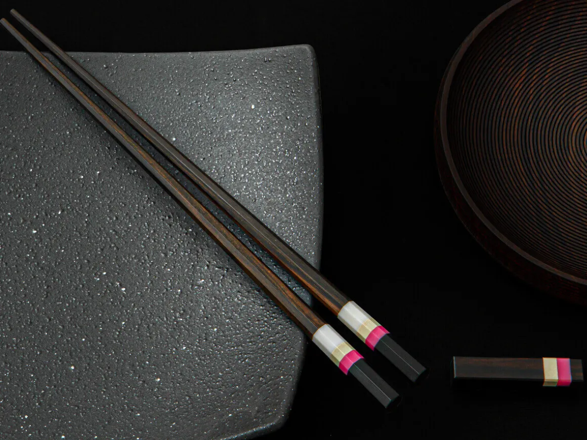 ORYOKI Essstäbchen*Japanische Essstäbchen Midnight Paris, Ebenholz, mit Ablage