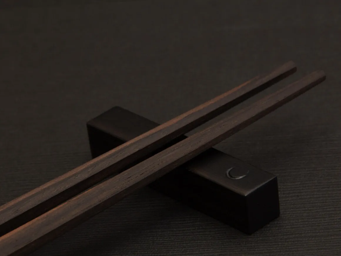 ORYOKI Essstäbchen*Japanische Essstäbchen MOON Ebony, 240 mm
