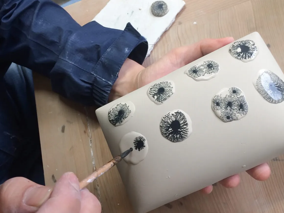 ORYOKI Japanische Vasen*Japanische Vase Act/ scab, weiß