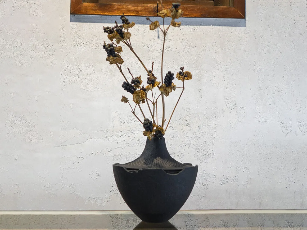 ORYOKI Japanische Vasen*Japanische Vase, iron cast