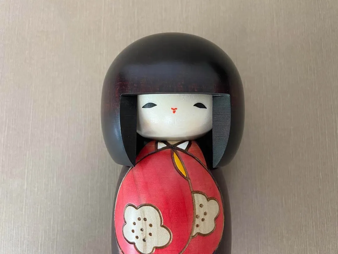 ORYOKI Kokeshi*Kokeshi: Holzpuppe Kojitsu