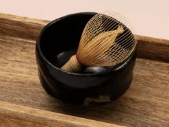 ORYOKI Matcha Besen Und Löffel*Matcha Besen Urasenke Gengen Saiko, roter Faden